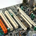 what is expansion slot in computer